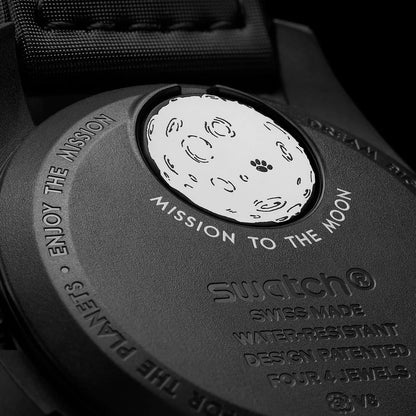 Omega x Swatch Mission to the Moonphase Snoopy Black Edition Moonswatch – Limited Edition
